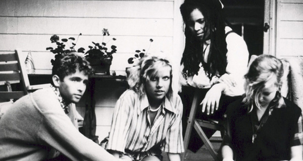 THROWING MUSES